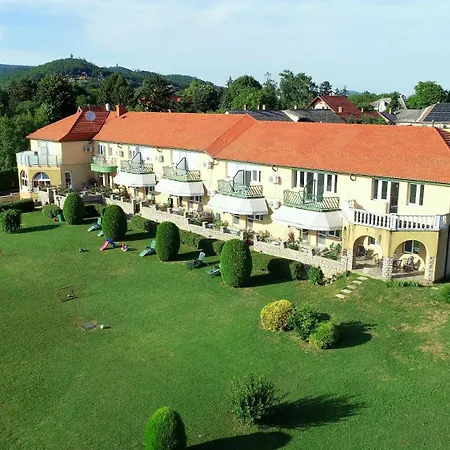 Karat Panzio 3*